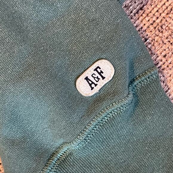 Abercrombie & Fitch Cropped Crewneck Sweater Green Metallic Women’s Size Medium - Picture 3 of 5